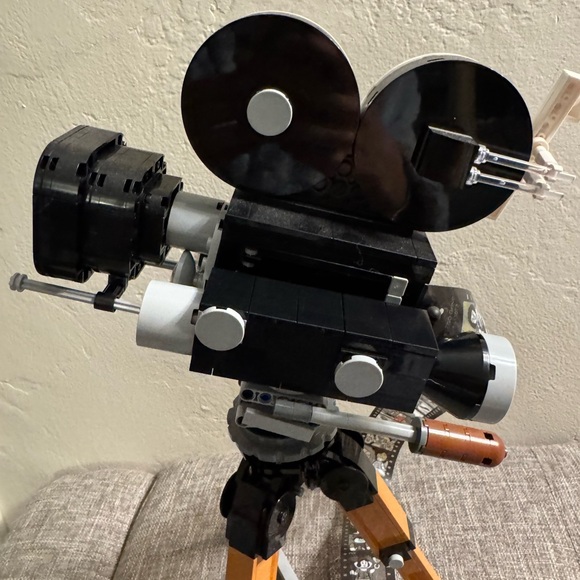 Lego Disney 100 camera - Picture 9 of 12